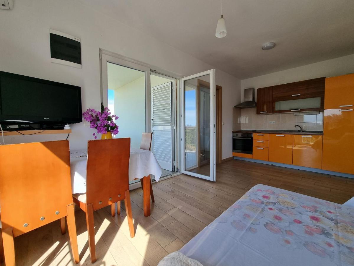 The Golden Grotto Apartments Novalja Kültér fotó